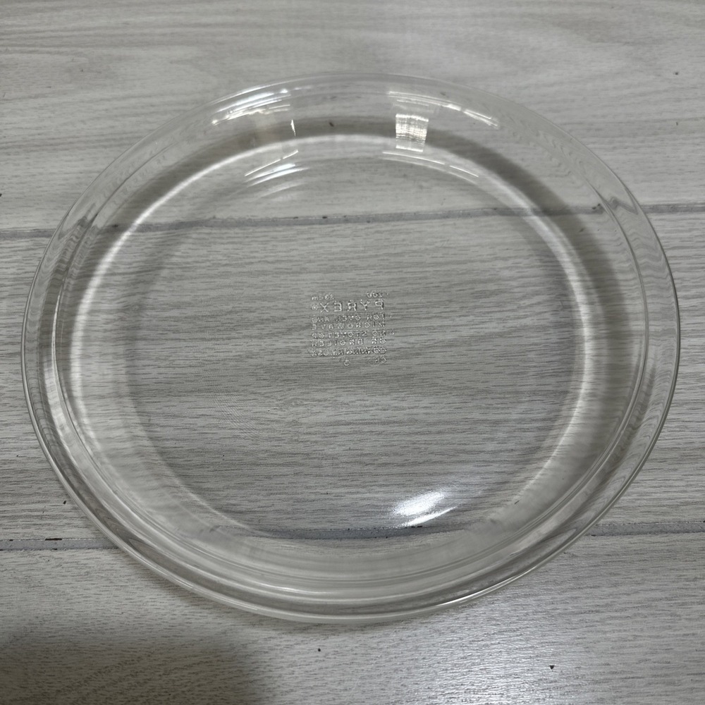 PYREX Glass Pie Plate #209‎ Baking Dish Pan 9" Clear *Signs of Use* B